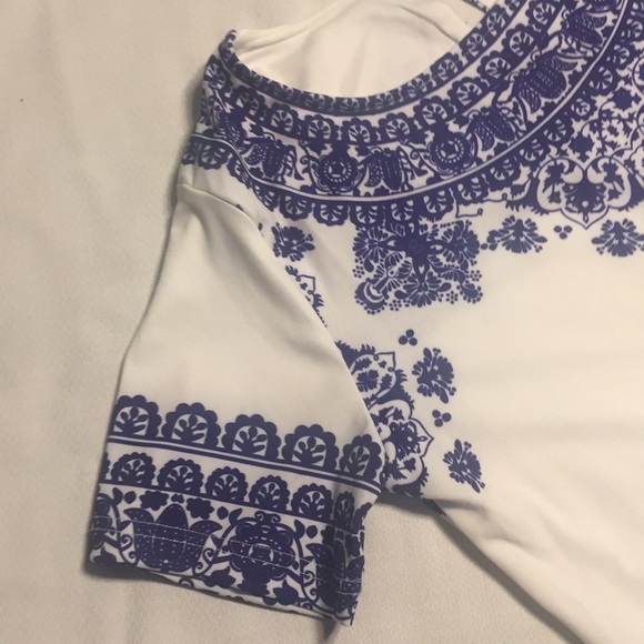 Blue and white tunic - Picture 4 of 6